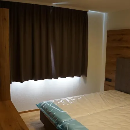 Sun Hill Lejlighed *