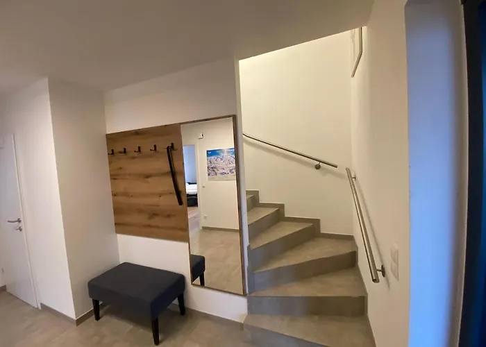 Sun Hill * 斯拉德明