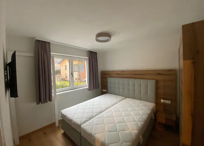 Sun Hill 公寓 斯拉德明