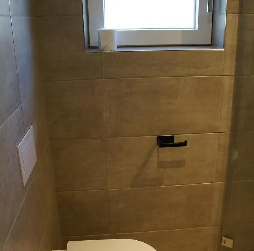 Sun Hill * 斯拉德明